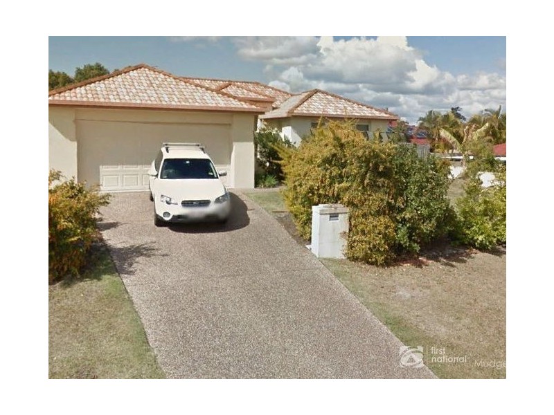 40 Maltravers Drive, Arundel QLD 4214