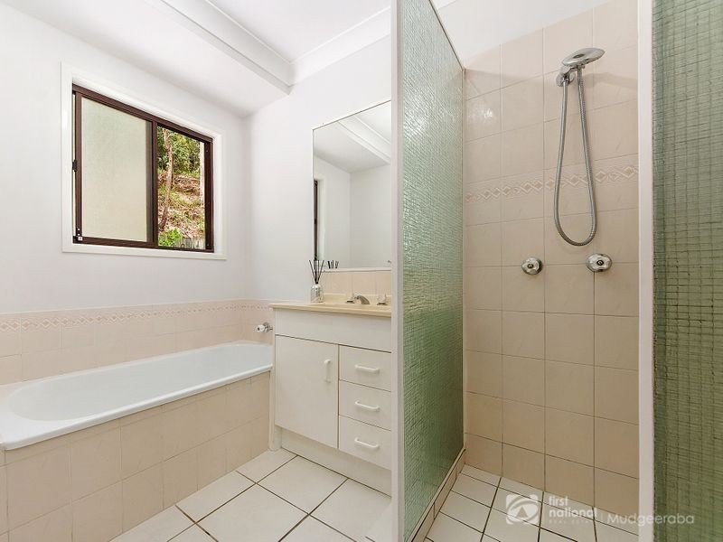 5 Orbit Court, Mudgeeraba QLD 4213