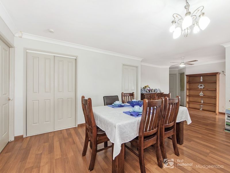 4 Pineneedle Court, Oxenford QLD 4210