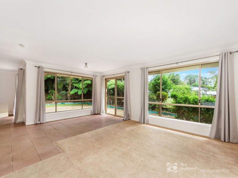 6 Lloyds Road, Springbrook QLD 4213