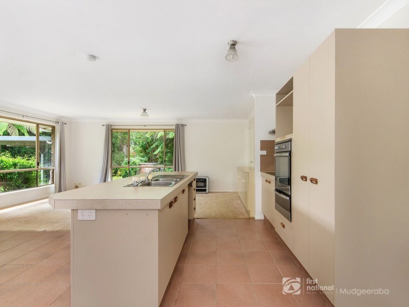 6 Lloyds Road, Springbrook QLD 4213