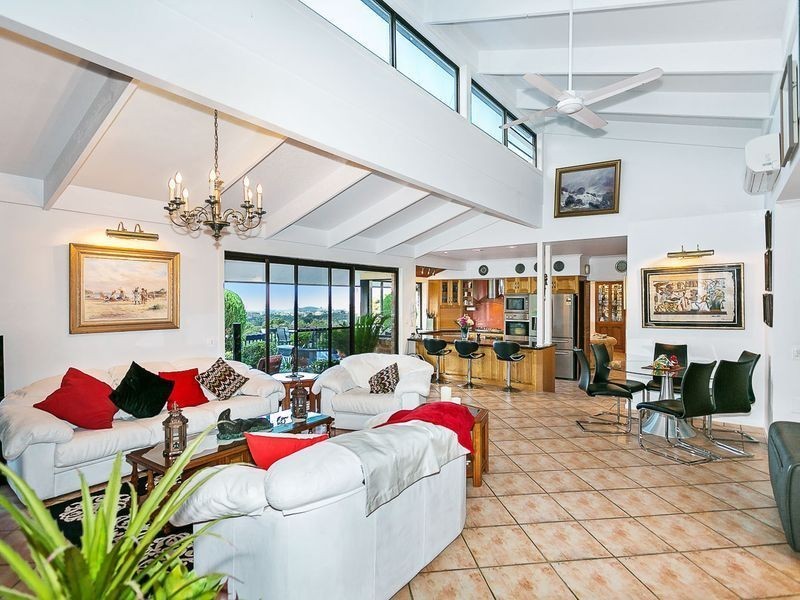 19 Grandview Terrace, Tallai QLD 4213