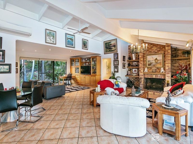 19 Grandview Terrace, Tallai QLD 4213