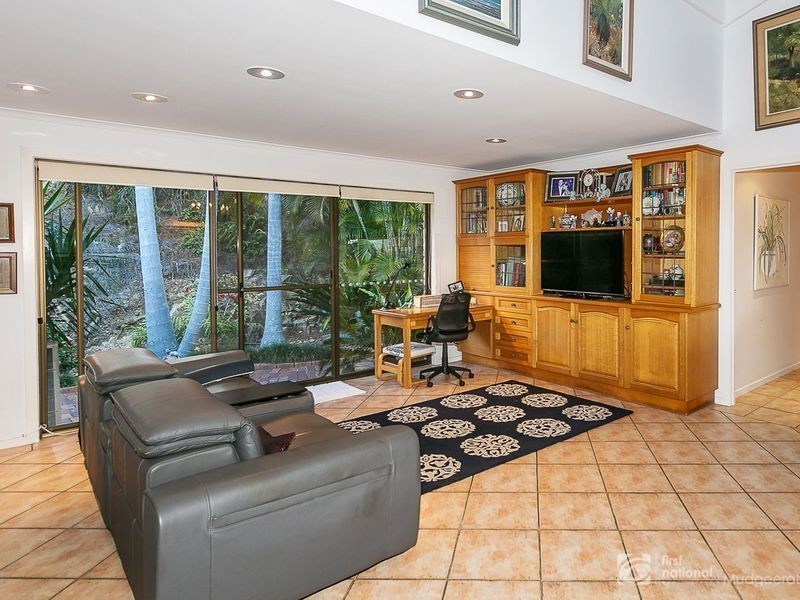 19 Grandview Terrace, Tallai QLD 4213