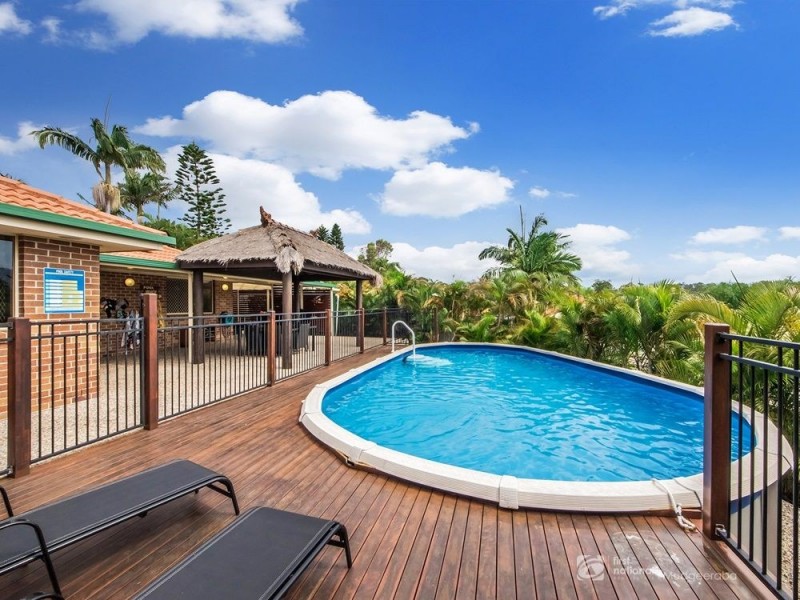 10 Castaway Court, Robina QLD 4226