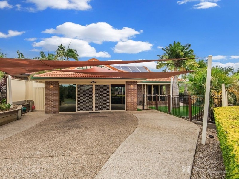 10 Castaway Court, Robina QLD 4226