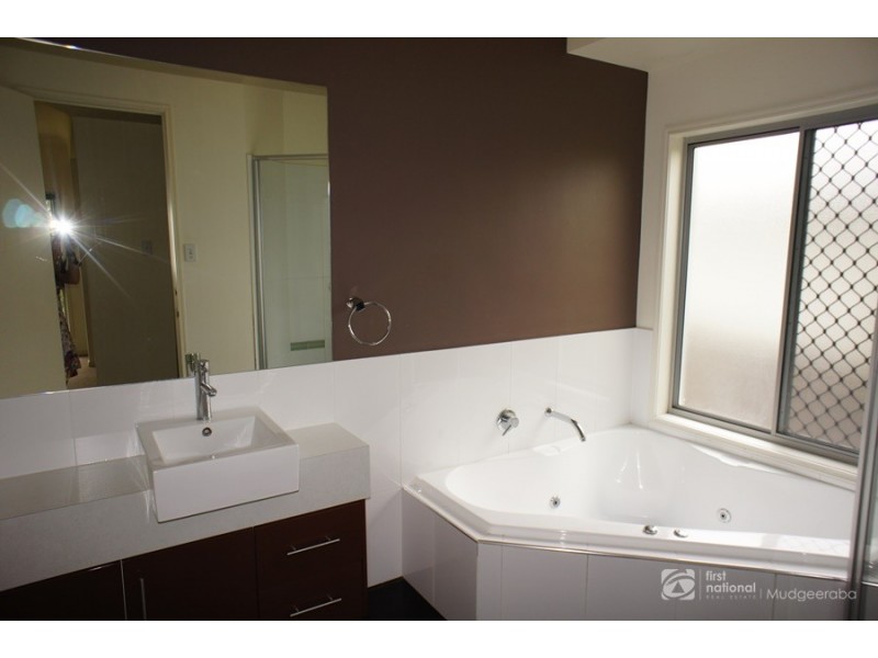 3 Koolang Crescent, Reedy Creek QLD 4227