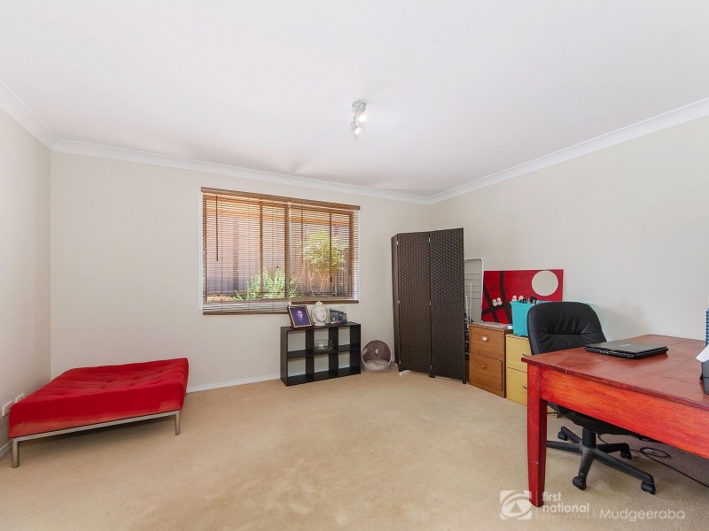 13 Rainbow Drive, Mudgeeraba QLD 4213