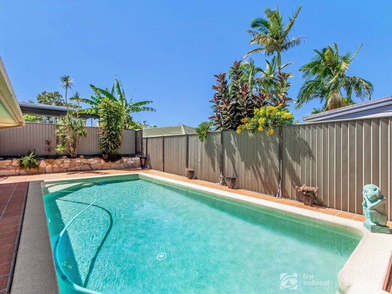 13 Rainbow Drive, Mudgeeraba QLD 4213