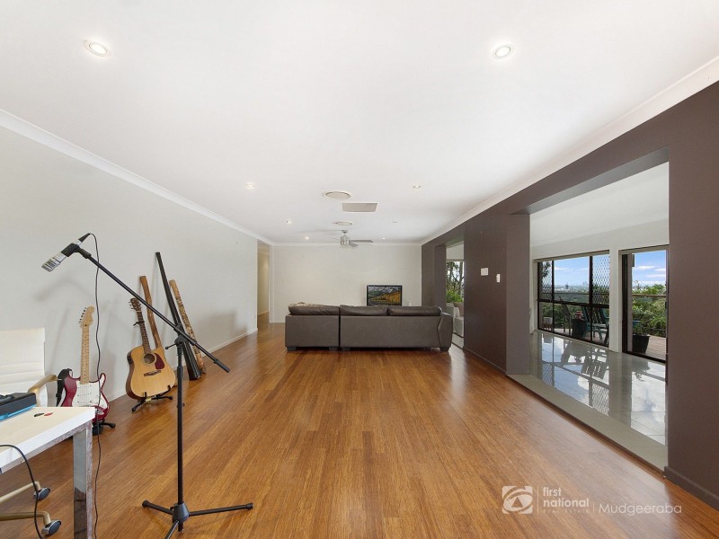 9 Amulla Court, Mudgeeraba QLD 4213