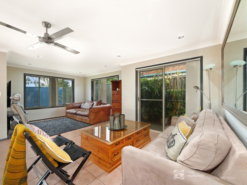 3 Oaklyn Place, Merrimac QLD 4226