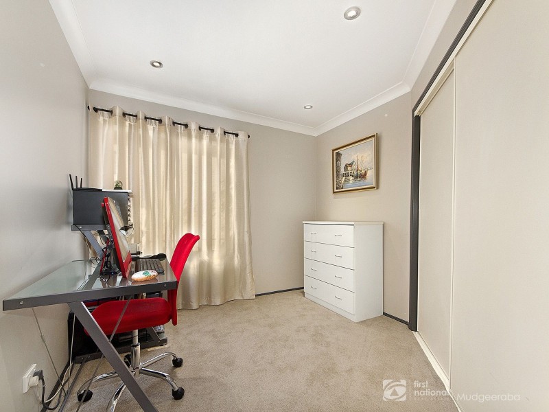 3 Oaklyn Place, Merrimac QLD 4226