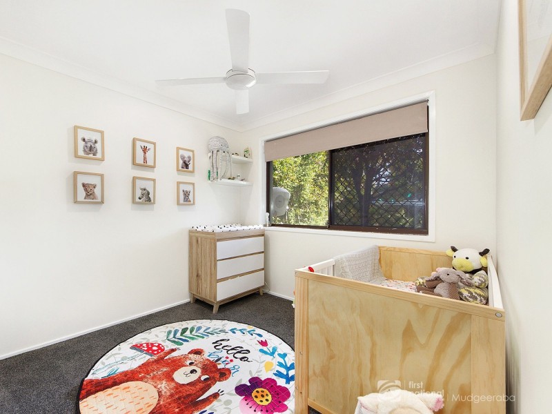 33 Moonbeam Parade, Mudgeeraba QLD 4213