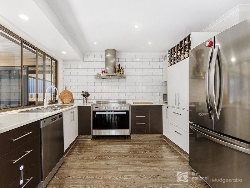 4 Kiowa Drive, Mudgeeraba QLD 4213