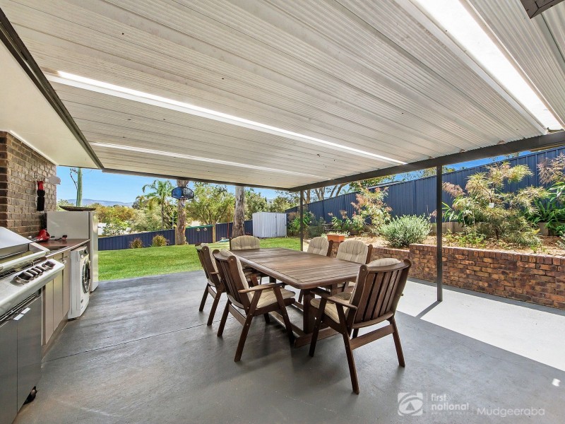 4 Kiowa Drive, Mudgeeraba QLD 4213