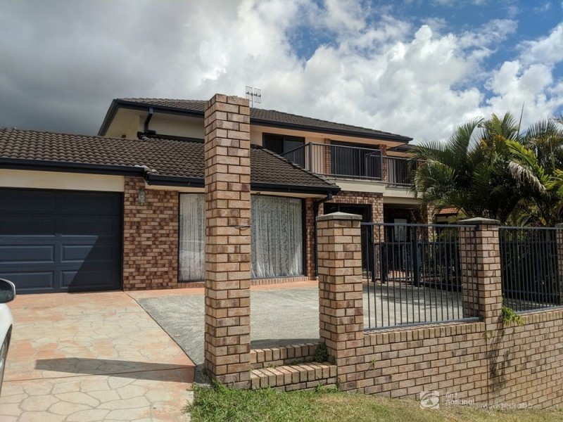69 Kincaid Drive, Highland Park QLD 4211