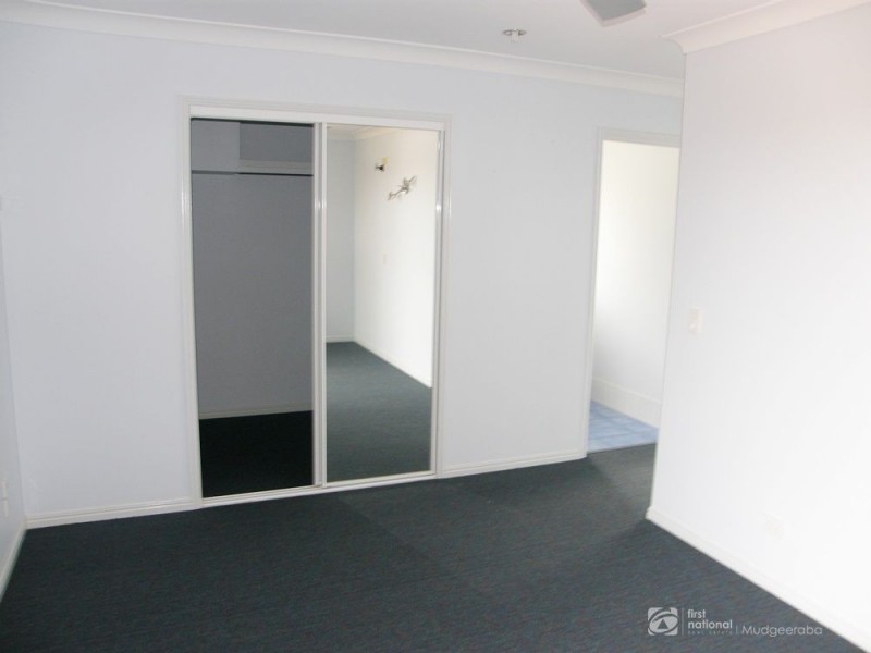 69 Kincaid Drive, Highland Park QLD 4211