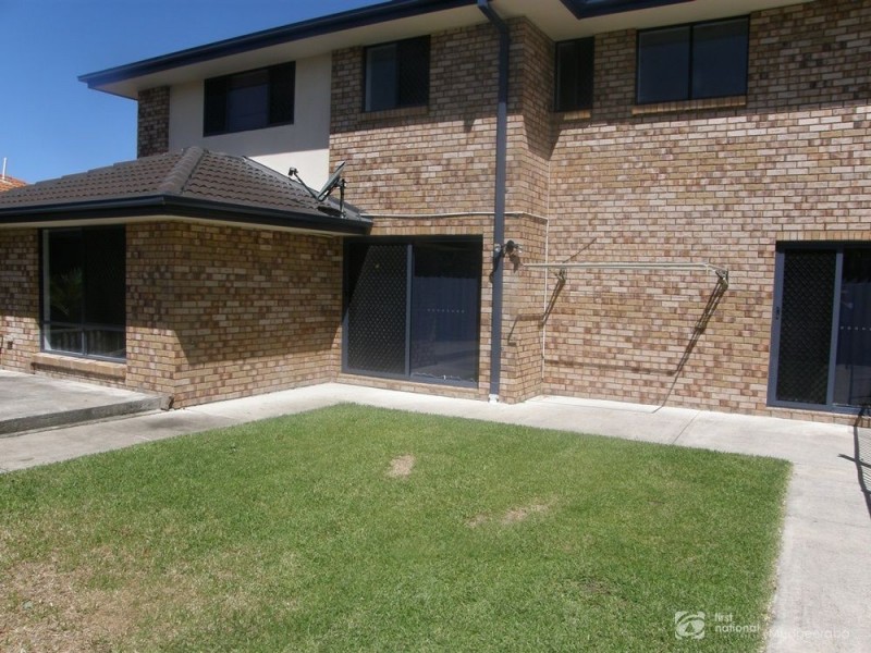 69 Kincaid Drive, Highland Park QLD 4211