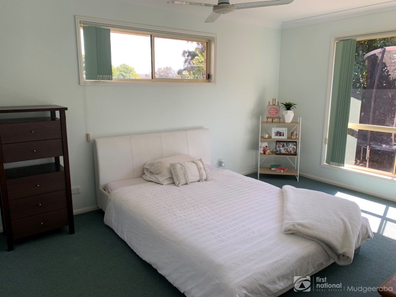 83 Casuarina Drive, Elanora QLD 4221