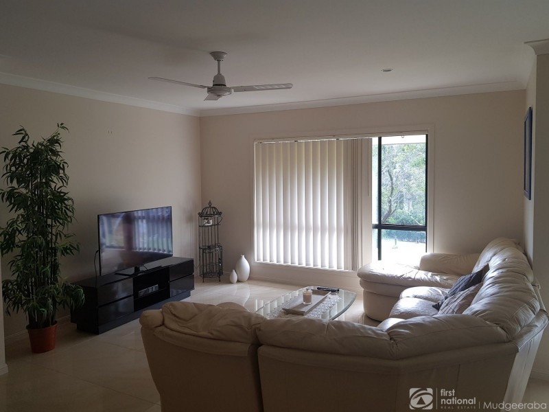 19B Rayner Lane, Mudgeeraba QLD 4213