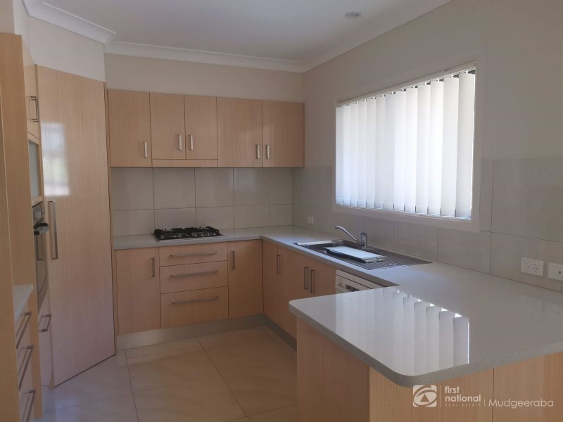 19B Rayner Lane, Mudgeeraba QLD 4213