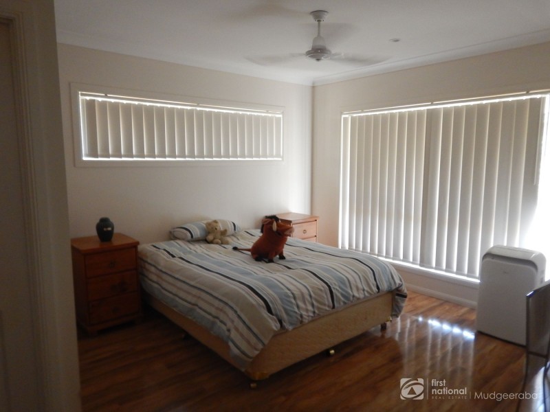 19B Rayner Lane, Mudgeeraba QLD 4213