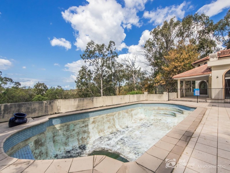 13 Amulla Court, Mudgeeraba QLD 4213