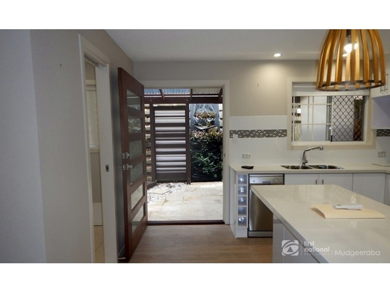 1/10 Cobai Drive, Mudgeeraba QLD 4213