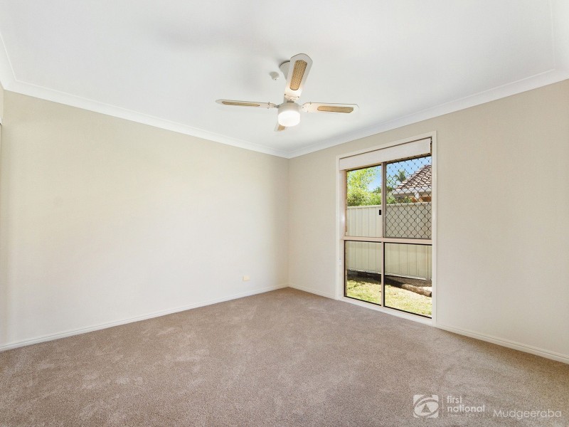 2 Jura Parade, Merrimac QLD 4226