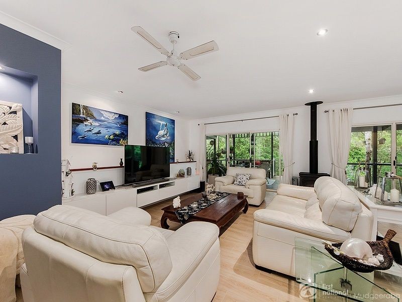 118 Waters Rd, Bonogin QLD 4213