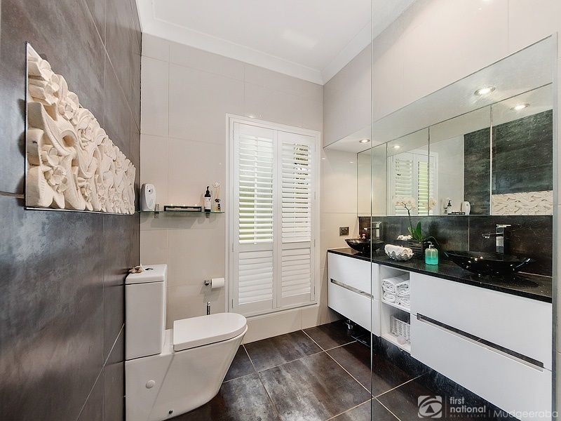 118 Waters Rd, Bonogin QLD 4213