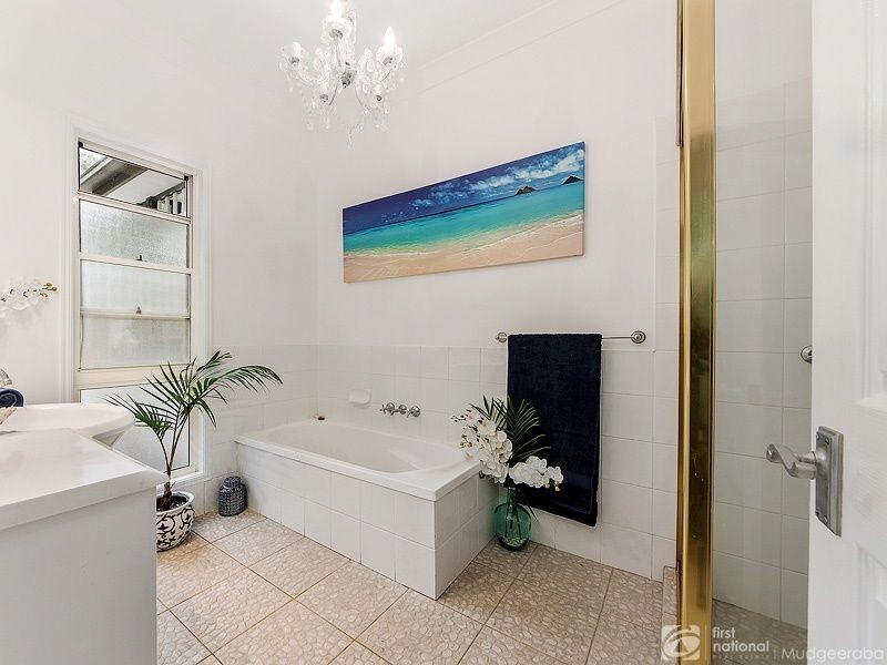 118 Waters Rd, Bonogin QLD 4213