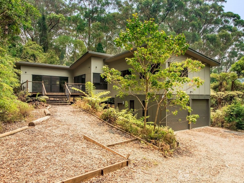 8 Banksia Road, Springbrook QLD 4213