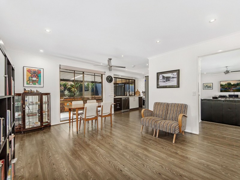 4 Kiowa Drive, Mudgeeraba QLD 4213