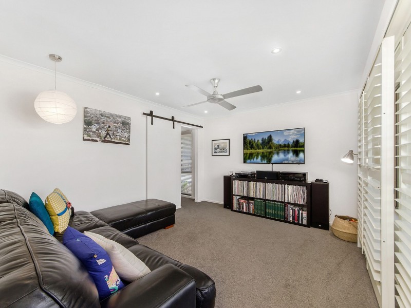 4 Kiowa Drive, Mudgeeraba QLD 4213