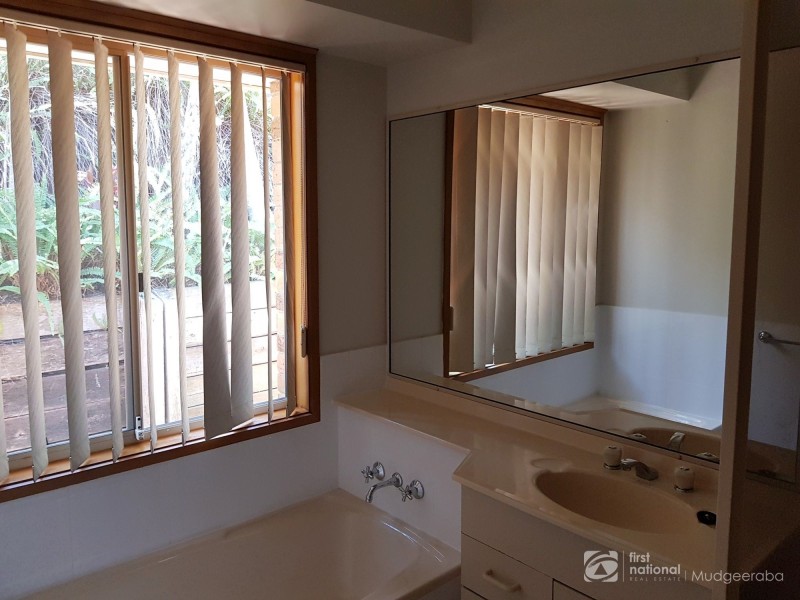 6 Huntingdale Crescent, Robina QLD 4226