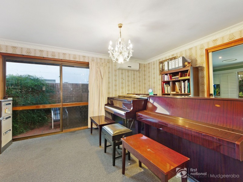 170 Sunshine Boulevard, Mermaid Waters QLD 4218