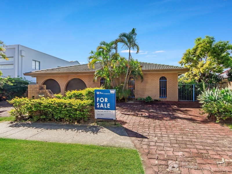 170 Sunshine Boulevard, Mermaid Waters QLD 4218