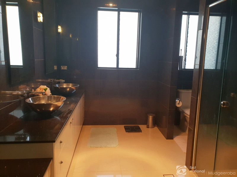 44 Coomera Court, Helensvale QLD 4212