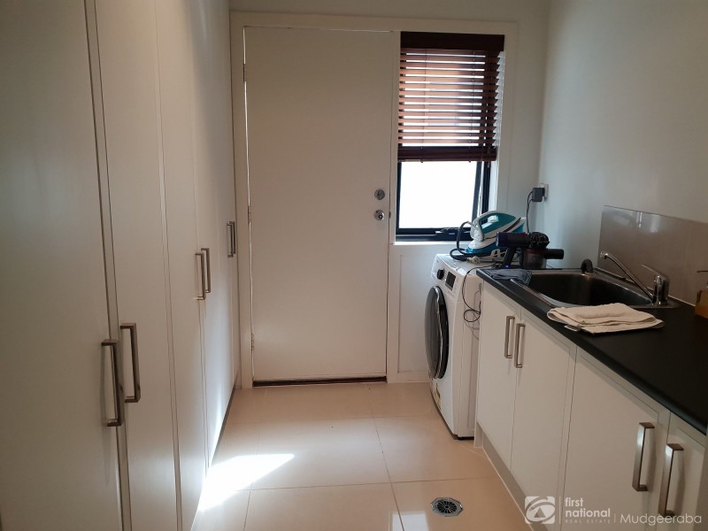 44 Coomera Court, Helensvale QLD 4212