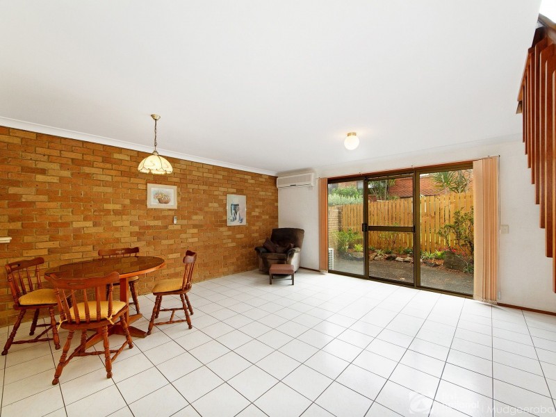 2/29 Julia Street, Burleigh Heads QLD 4220