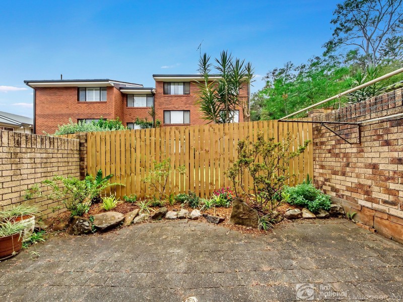 2/29 Julia Street, Burleigh Heads QLD 4220