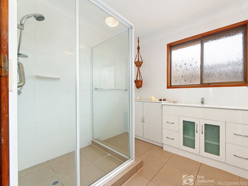 2/29 Julia Street, Burleigh Heads QLD 4220