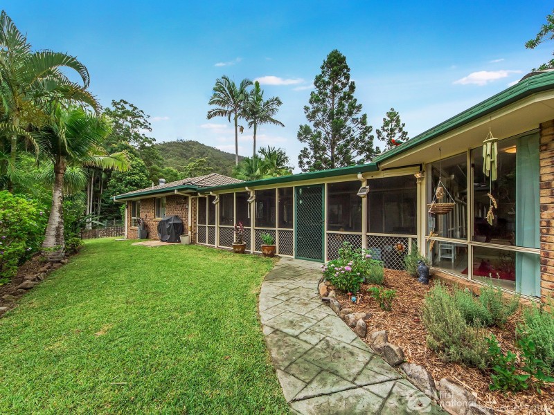 6 Whiteash Road, Bonogin QLD 4213