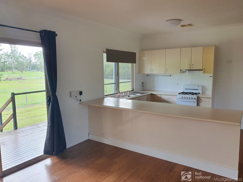 123 Zipfs Road, Alberton QLD 4207