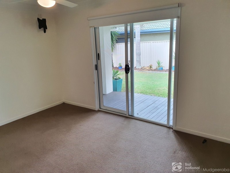 24 Kingfisher Crescent, Burleigh Waters QLD 4220