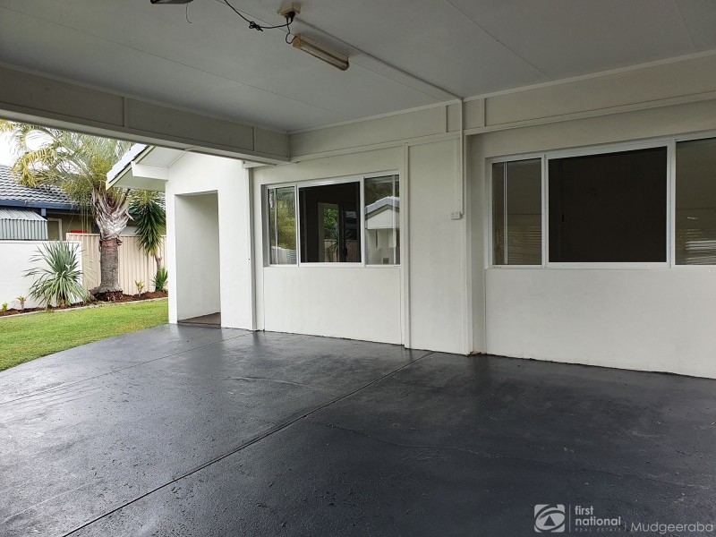 24 Kingfisher Crescent, Burleigh Waters QLD 4220