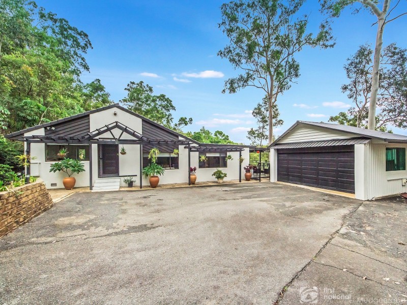 72 Wallaby Drive, Mudgeeraba QLD 4213