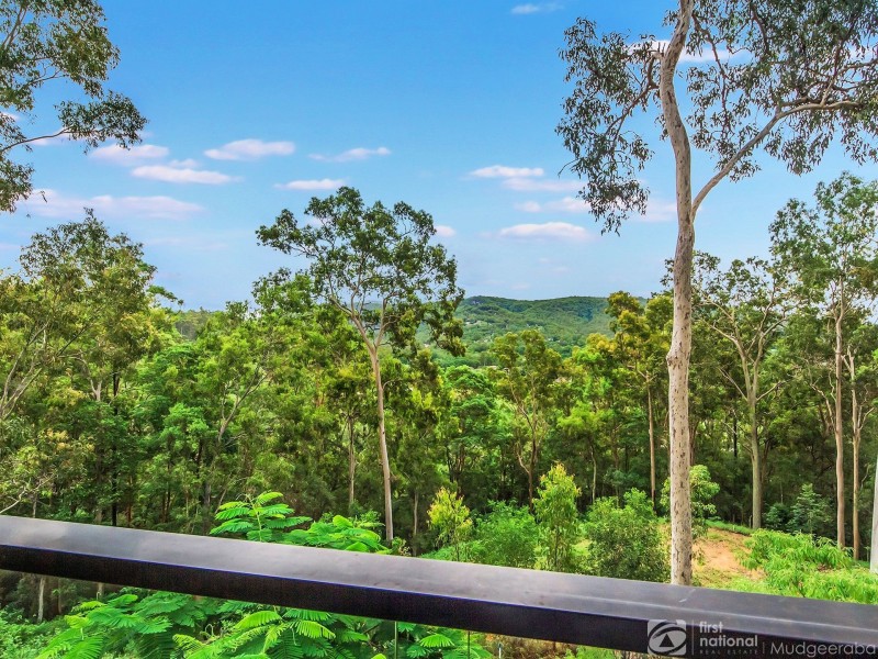 72 Wallaby Drive, Mudgeeraba QLD 4213