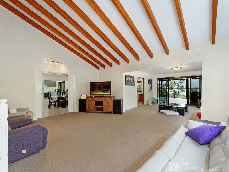 72 Wallaby Drive, Mudgeeraba QLD 4213